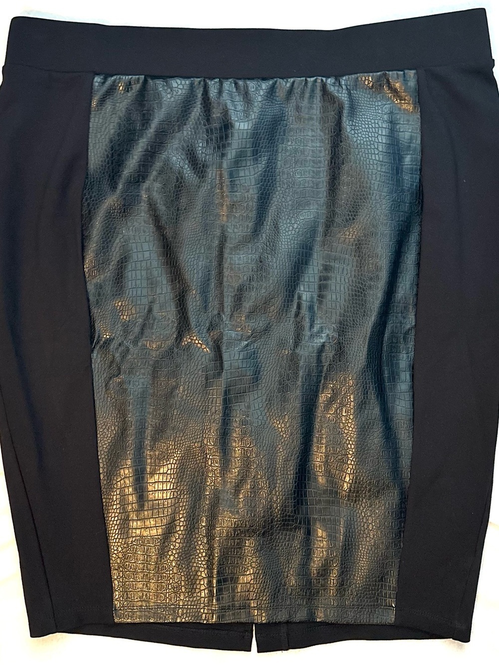 Torrid Black Faux Croc Embossed Leather Panel Pull On Pencil Skirt 2X 18-20 plus